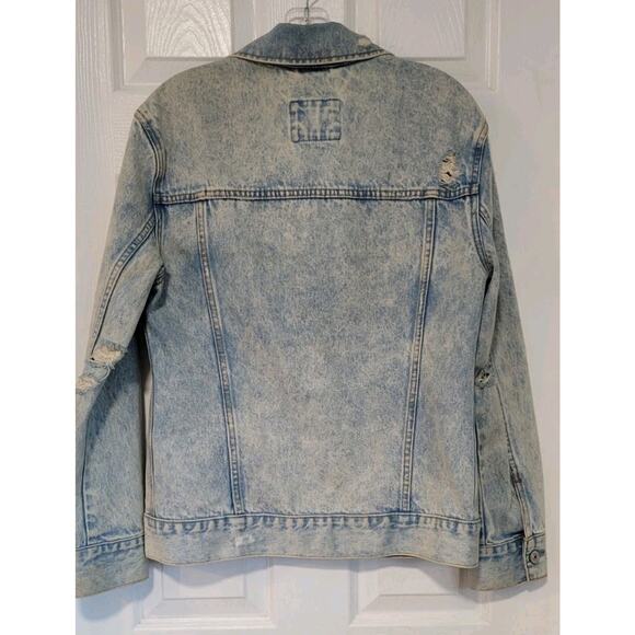 Abercrombie and Fitch Distressed Denim Jacket Oversized Womens Size Small - Picture 5 of 6